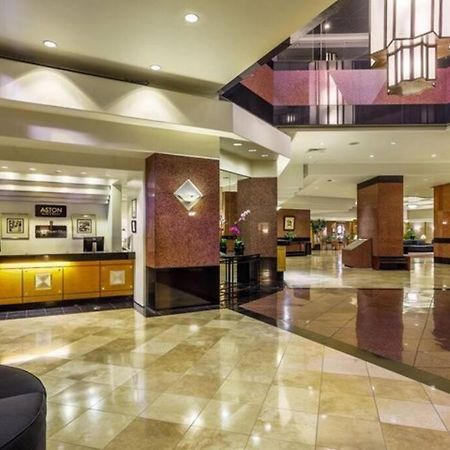 Condotel With Free Parking Wifi Central Ac Honolulu Bagian luar foto